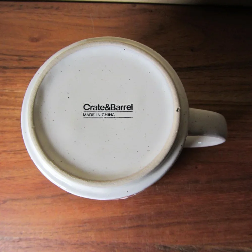 *BOGO mugs* 14 oz crate & barrel express your elf mug (W4048)